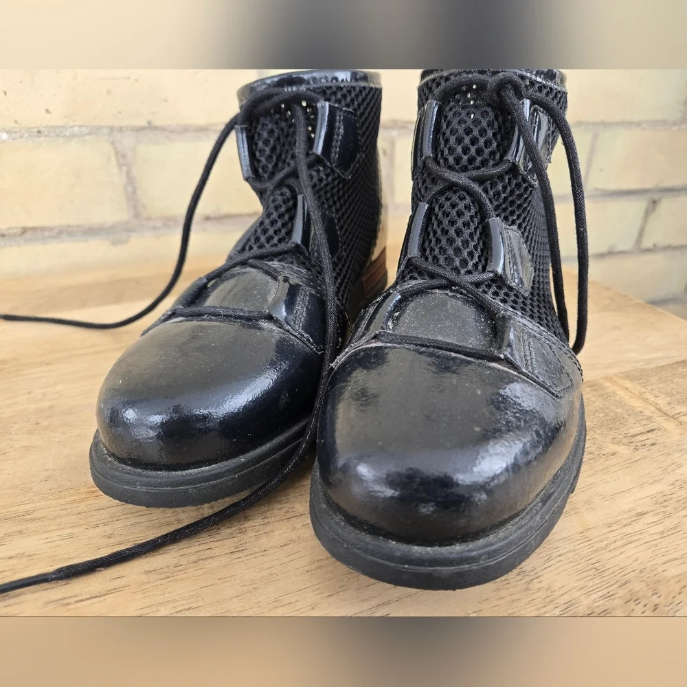 Sorel Major Lace-up Shot Boots - Picture 3 of 9